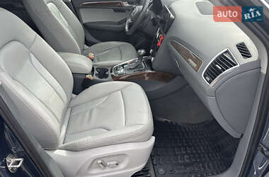 Позашляховик / Кросовер Audi Q5 2015 в 