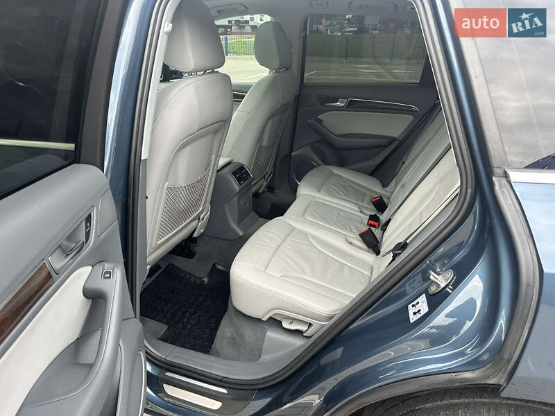 Внедорожник / Кроссовер Audi Q5 2015 в Нововолынске фото 45 Внедорожник / Кроссовер Audi Q5 2015 в Нововолынске