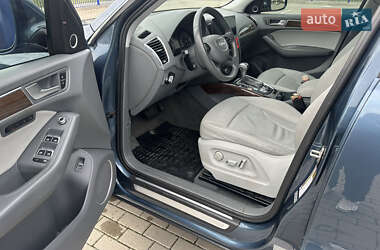 Позашляховик / Кросовер Audi Q5 2015 в 