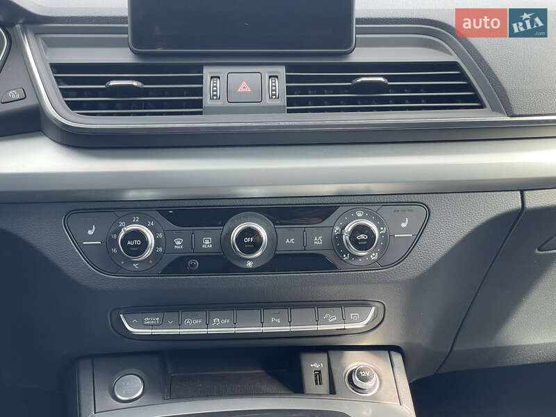 Внедорожник / Кроссовер Audi Q5 2019 в Мукачево