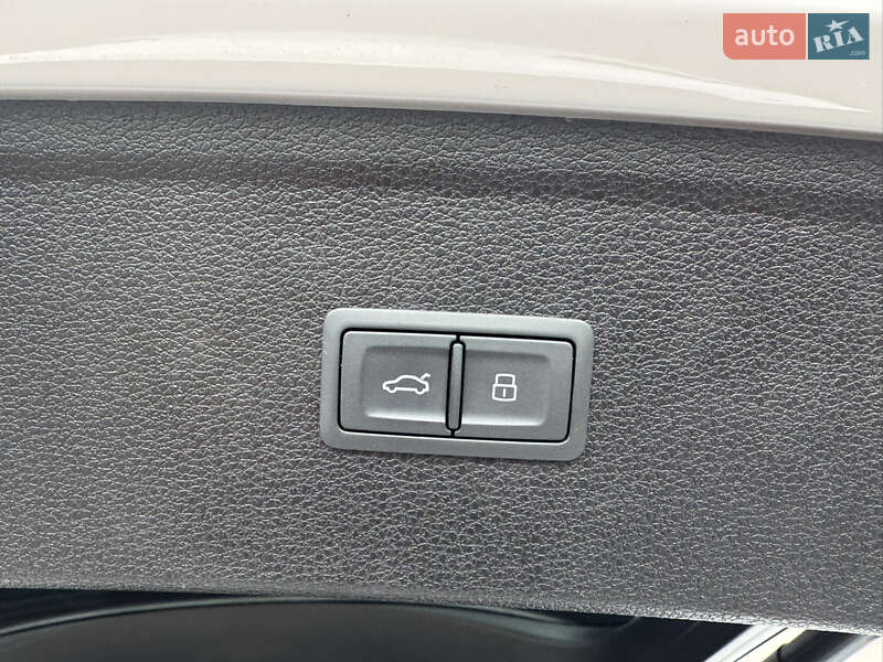 Внедорожник / Кроссовер Audi Q5 2018 в Сумах