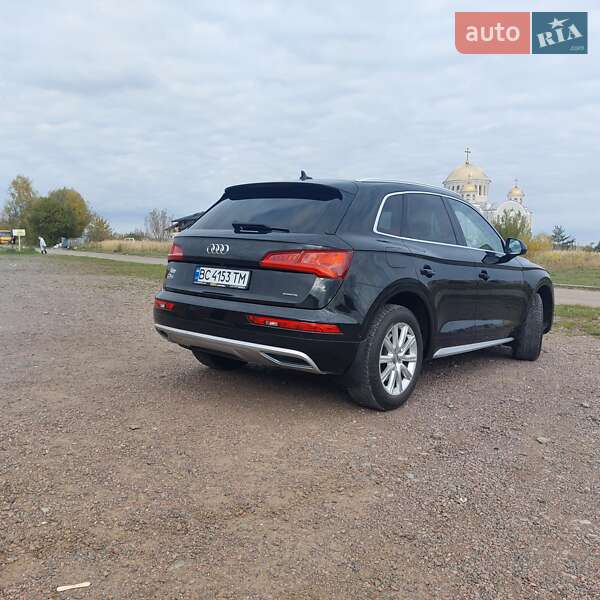 Внедорожник / Кроссовер Audi Q5 2019 в Дрогобыче