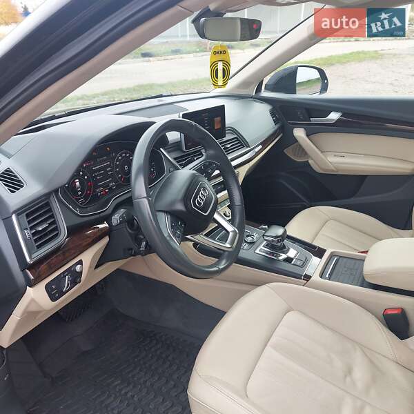 Внедорожник / Кроссовер Audi Q5 2019 в Дрогобыче