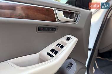 Позашляховик / Кросовер Audi Q5 2011 в 