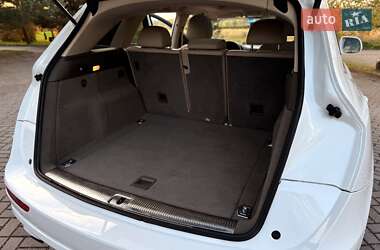 Позашляховик / Кросовер Audi Q5 2011 в 