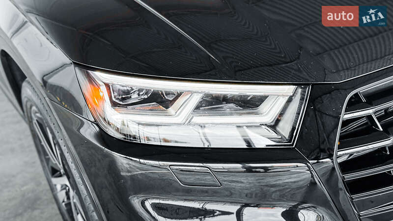 Позашляховик / Кросовер Audi Q5 2018 в Рівному
