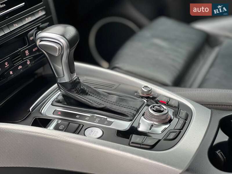 Внедорожник / Кроссовер Audi Q5 2016 в Стрые