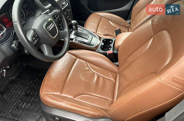 Позашляховик / Кросовер Audi Q5 2011 в 