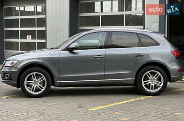 Позашляховик / Кросовер Audi Q5 2015 в 