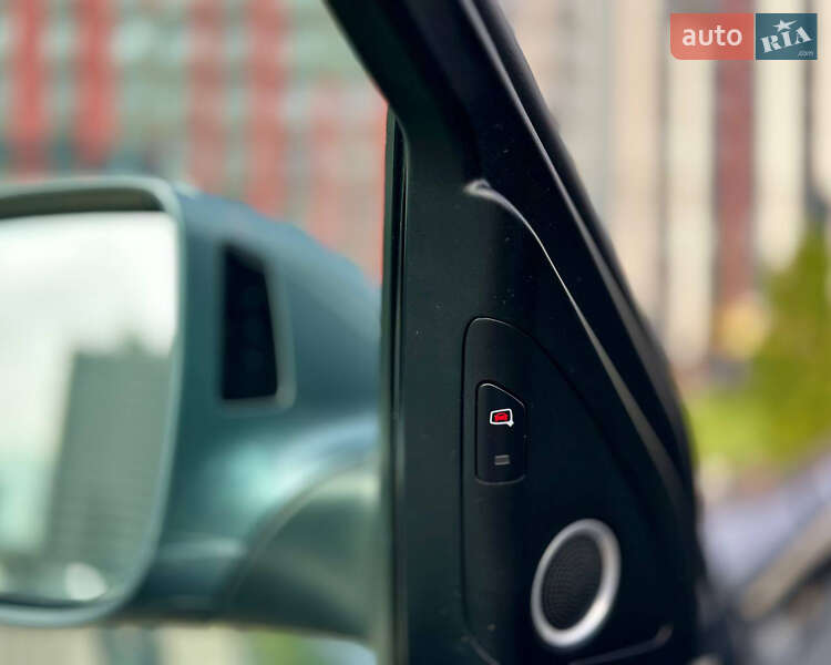 Внедорожник / Кроссовер Audi Q5 2015 в Киеве