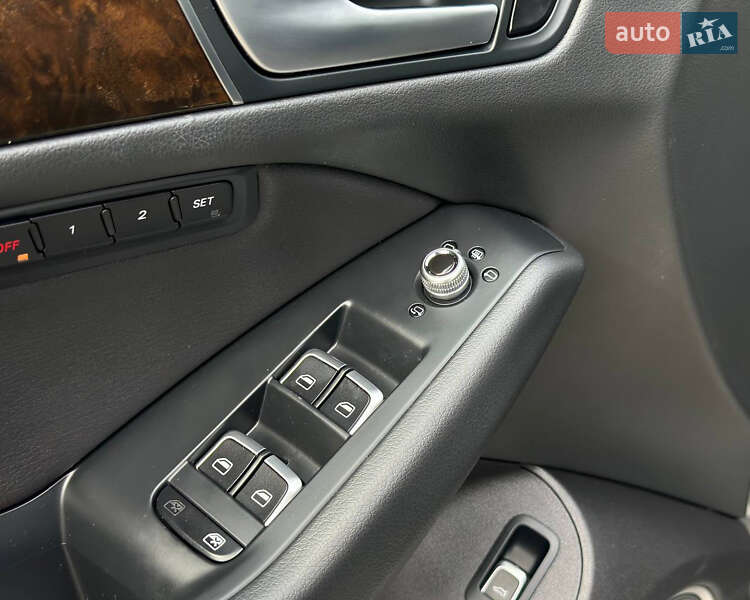 Внедорожник / Кроссовер Audi Q5 2015 в Киеве