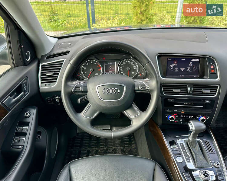 Внедорожник / Кроссовер Audi Q5 2015 в Киеве