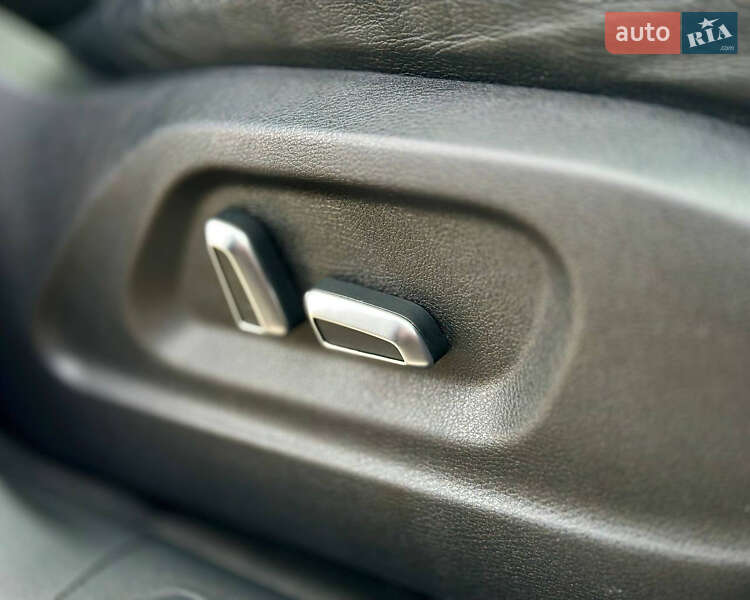 Внедорожник / Кроссовер Audi Q5 2015 в Киеве