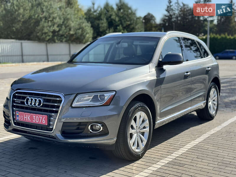 Позашляховик / Кросовер Audi Q5 2015 в  фото Позашляховик / Кросовер Audi Q5 2015 в