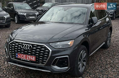 Внедорожник / Кроссовер Audi Q5 2021 в Киеве
