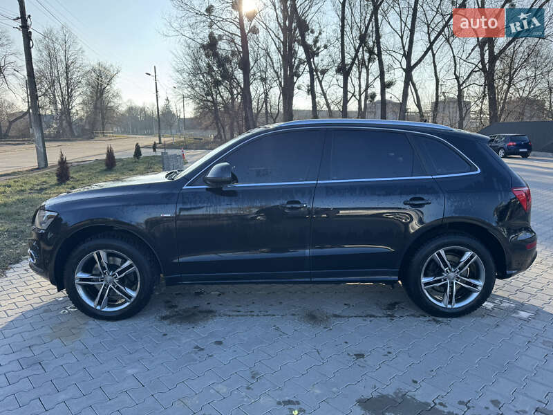 Позашляховик / Кросовер Audi Q5 2009 в Чернівцях