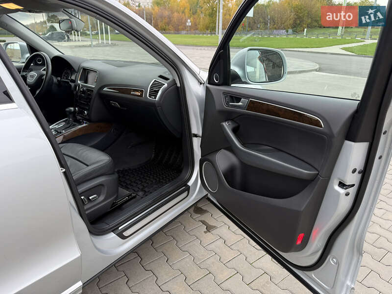 Позашляховик / Кросовер Audi Q5 2012 в Харкові