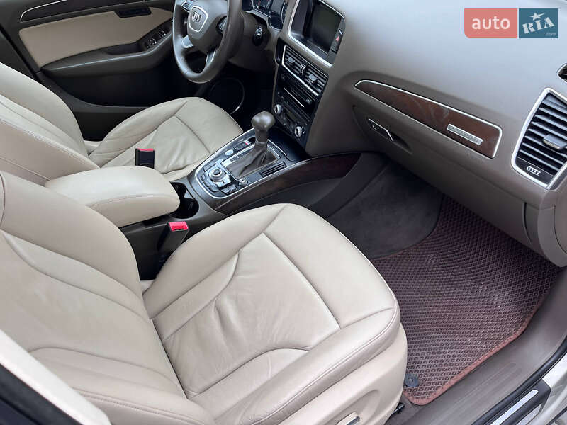 Позашляховик / Кросовер Audi Q5 2016 в Дніпрі