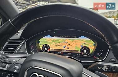 Позашляховик / Кросовер Audi Q5 2017 в 