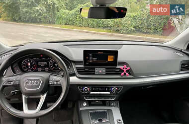 Внедорожник / Кроссовер Audi Q5 2018 в 