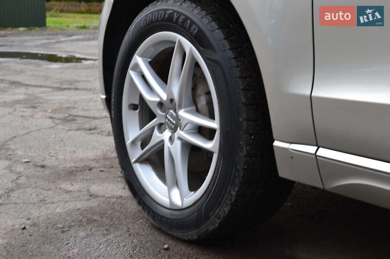 Позашляховик / Кросовер Audi Q5 2013 в Луцьку фото 50 Позашляховик / Кросовер Audi Q5 2013 в Луцьку