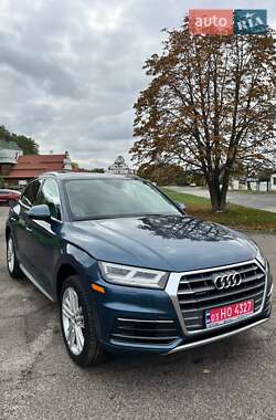 Позашляховик / Кросовер Audi Q5 2018 в 