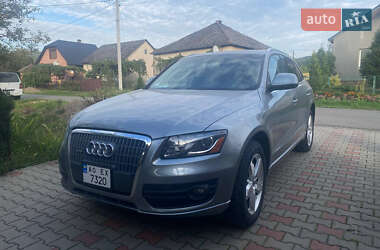 Внедорожник / Кроссовер Audi Q5 2011 в Великом Березном