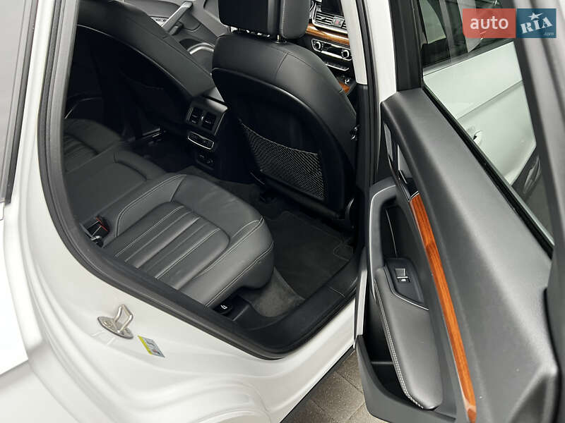 Позашляховик / Кросовер Audi Q5 2021 в Луцьку