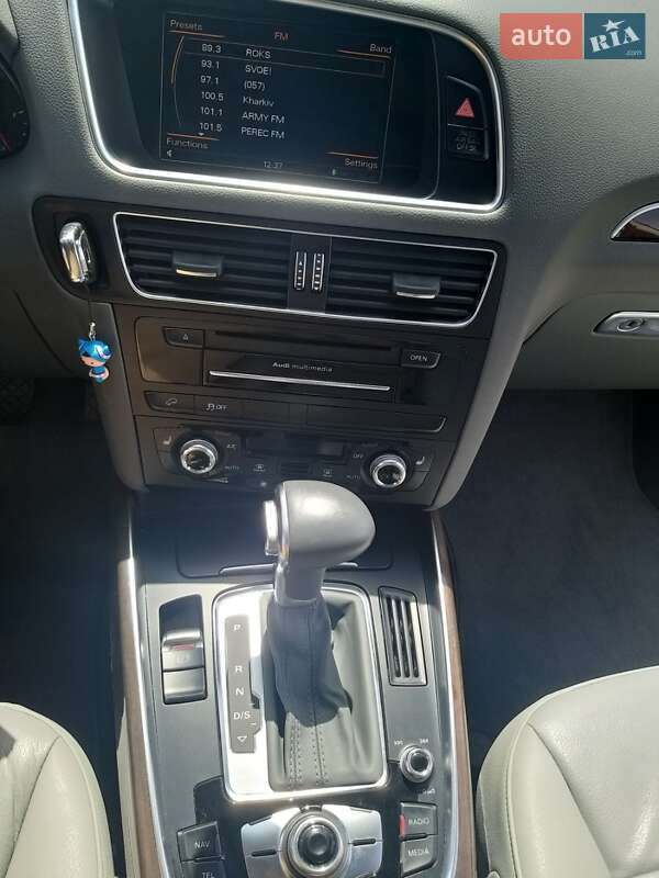 Позашляховик / Кросовер Audi Q5 2015 в Харкові