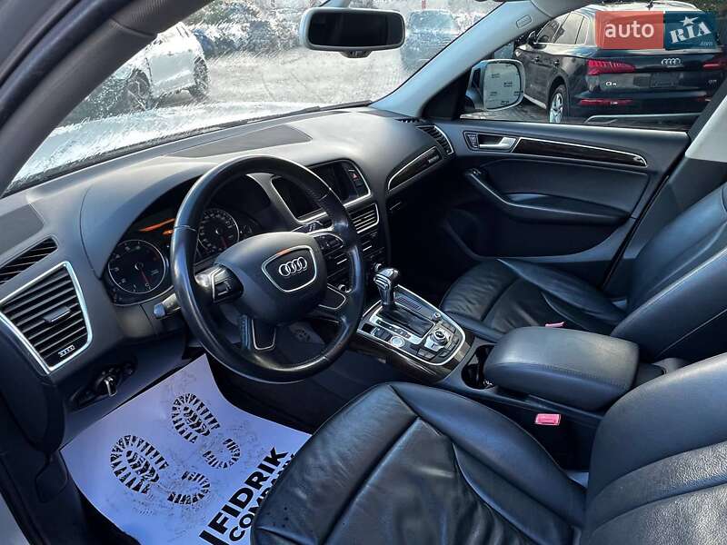 Внедорожник / Кроссовер Audi Q5 2014 в Луцке