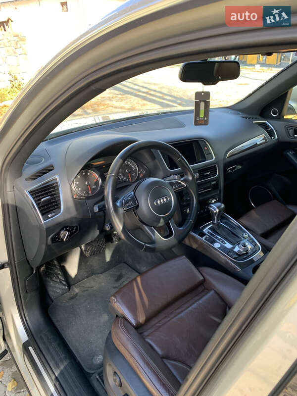 Позашляховик / Кросовер Audi Q5 2014 в Славському