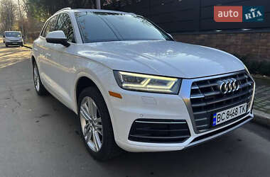 Позашляховик / Кросовер Audi Q5 2017 в 