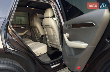 Позашляховик / Кросовер Audi Q5 2011 в  фото 34 Позашляховик / Кросовер Audi Q5 2011 в