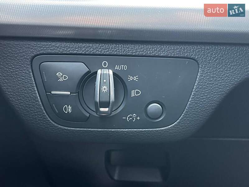 Внедорожник / Кроссовер Audi Q5 2018 в Киеве