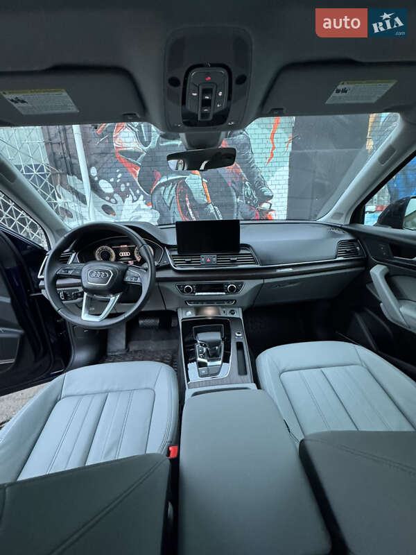 Внедорожник / Кроссовер Audi Q5 2024 в Киеве