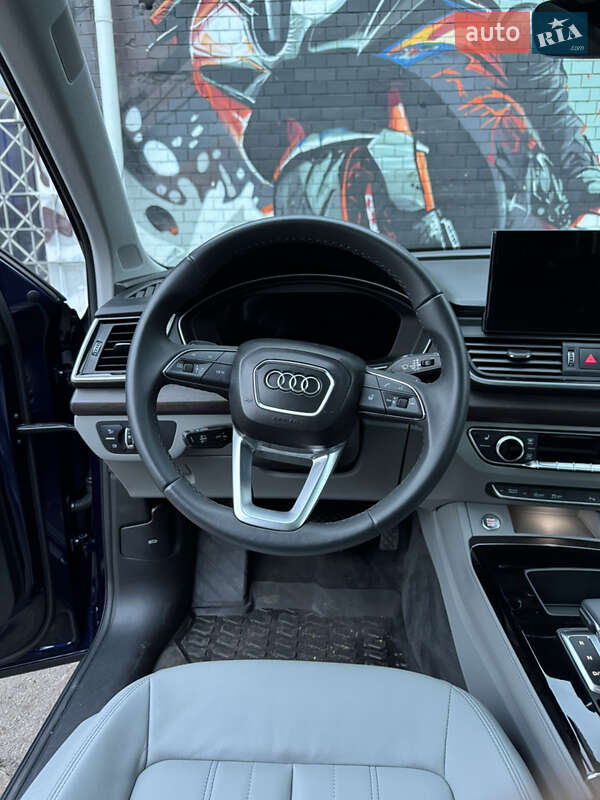 Внедорожник / Кроссовер Audi Q5 2024 в Киеве