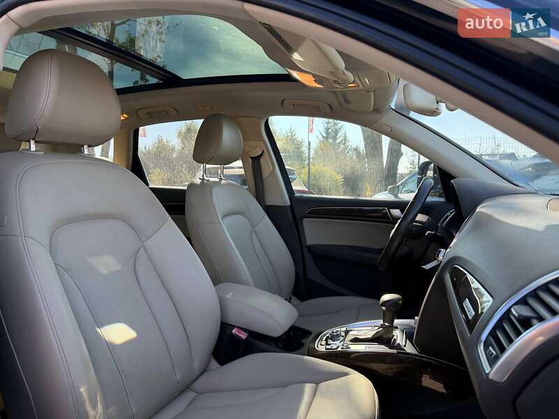 Позашляховик / Кросовер Audi Q5 2015 в Львові