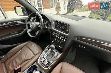 Позашляховик / Кросовер Audi Q5 2014 в 