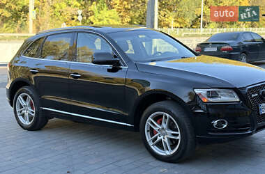 Позашляховик / Кросовер Audi Q5 2016 в 