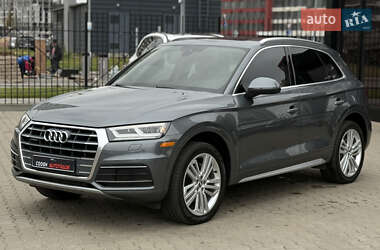 Позашляховик / Кросовер Audi Q5 2019 в 