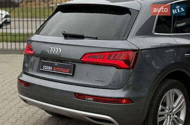 Позашляховик / Кросовер Audi Q5 2019 в 