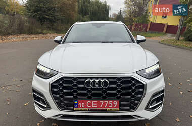 Позашляховик / Кросовер Audi Q5 2021 в  фото 6 Позашляховик / Кросовер Audi Q5 2021 в