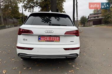 Позашляховик / Кросовер Audi Q5 2021 в  фото 11 Позашляховик / Кросовер Audi Q5 2021 в