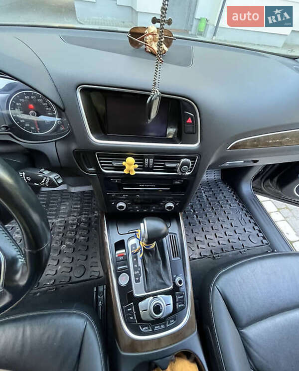 Позашляховик / Кросовер Audi Q5 2015 в Львові