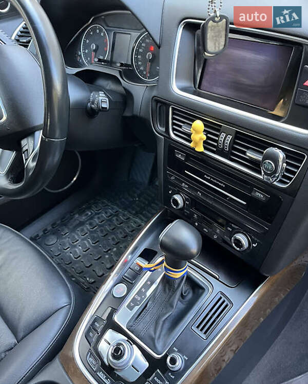 Позашляховик / Кросовер Audi Q5 2015 в Львові