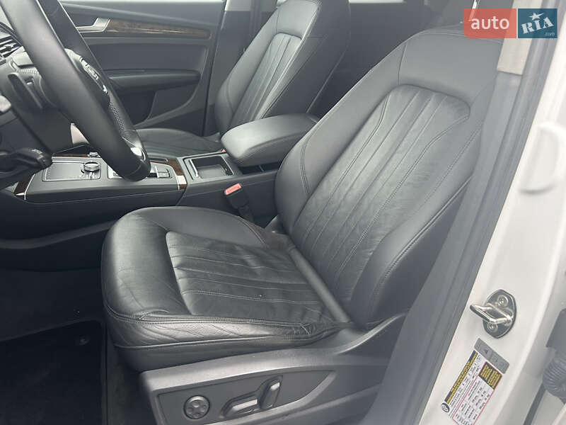 Внедорожник / Кроссовер Audi Q5 2018 в Киеве фото 13 Внедорожник / Кроссовер Audi Q5 2018 в Киеве