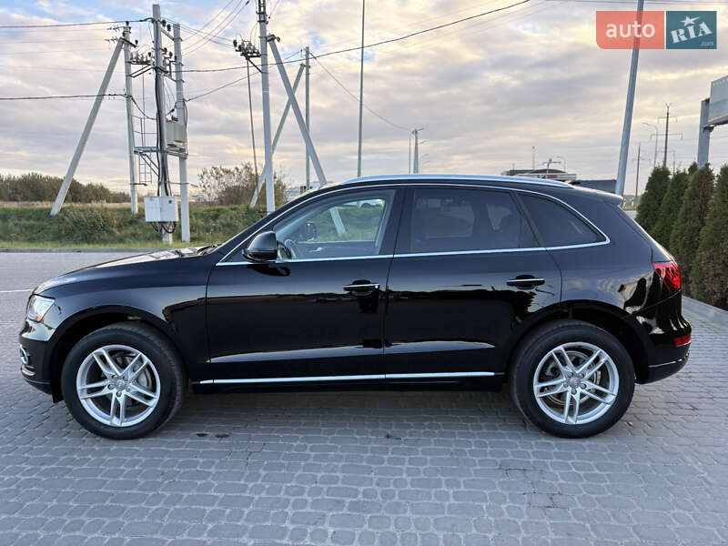 Позашляховик / Кросовер Audi Q5 2017 в Львові