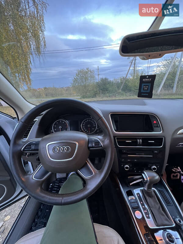 Внедорожник / Кроссовер Audi Q5 2014 в Старом Самборе