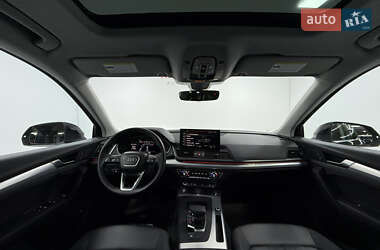 Внедорожник / Кроссовер Audi Q5 2023 в 