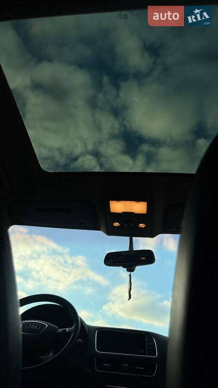 Позашляховик / Кросовер Audi Q5 2015 в Рівному